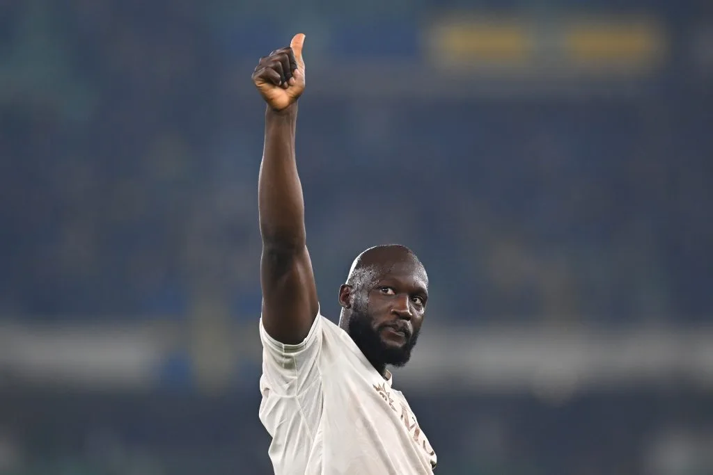 Napoli vende Lukaku para clube turco e mira atacante brasileiro para o ataque